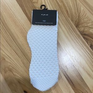FREE Urban Outfitters white fishnet ankle socks